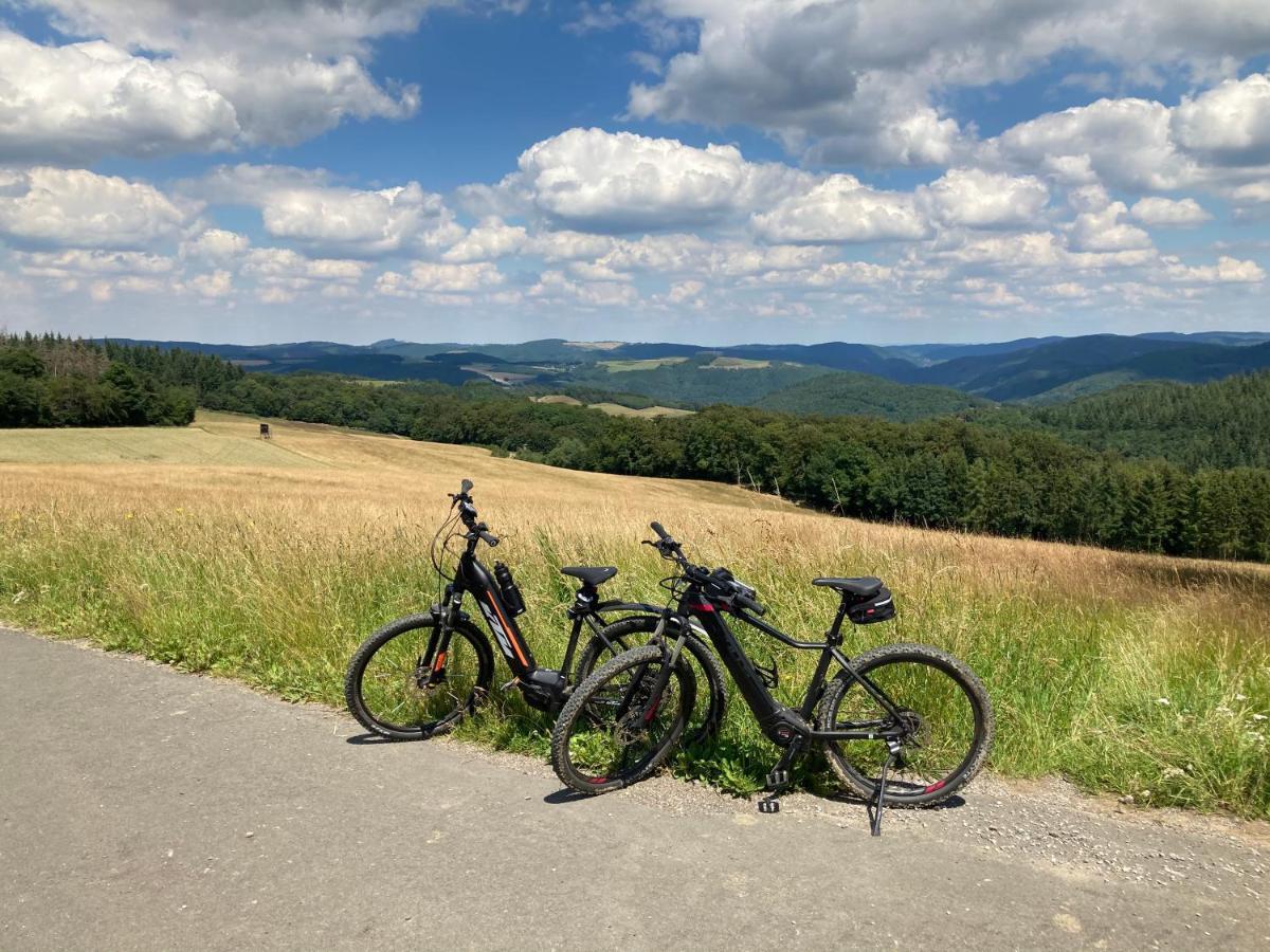 Gaestezimmer Melina Am Nuerburgring Adenau Luaran gambar