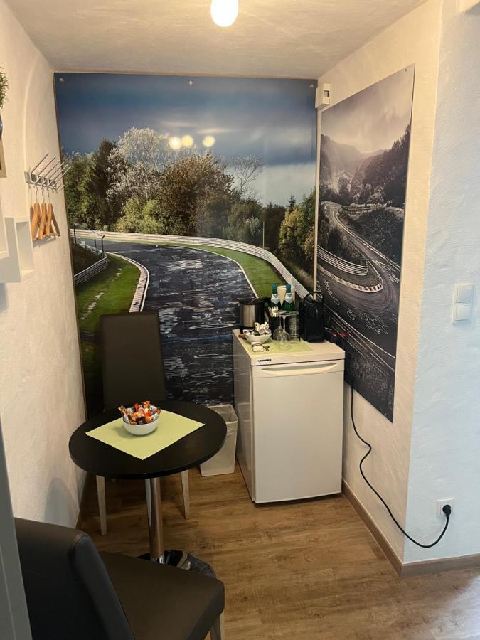 Gaestezimmer Melina Am Nuerburgring Adenau Luaran gambar